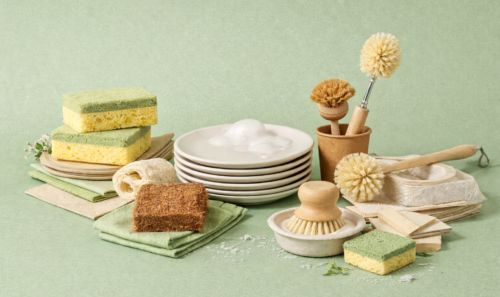 eco-friendly sponges and brushes made with natural ingredients
