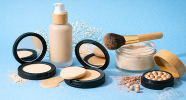 vegan organic and cruelty-free foundations and powders made with natural ingredients